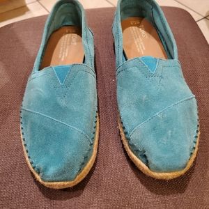 Teal suede Tom's. Size 7.5